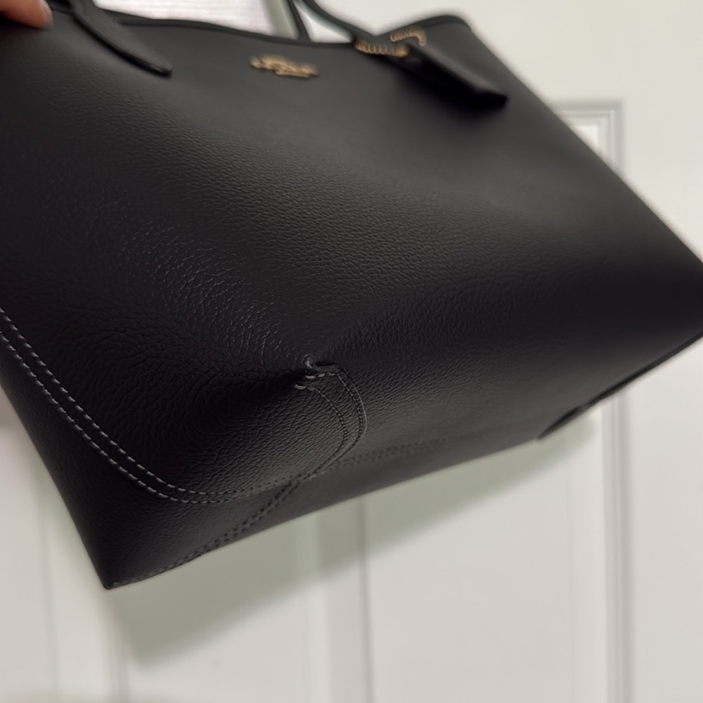 Coach Medium City Tote Bag - Picture 3 of 6